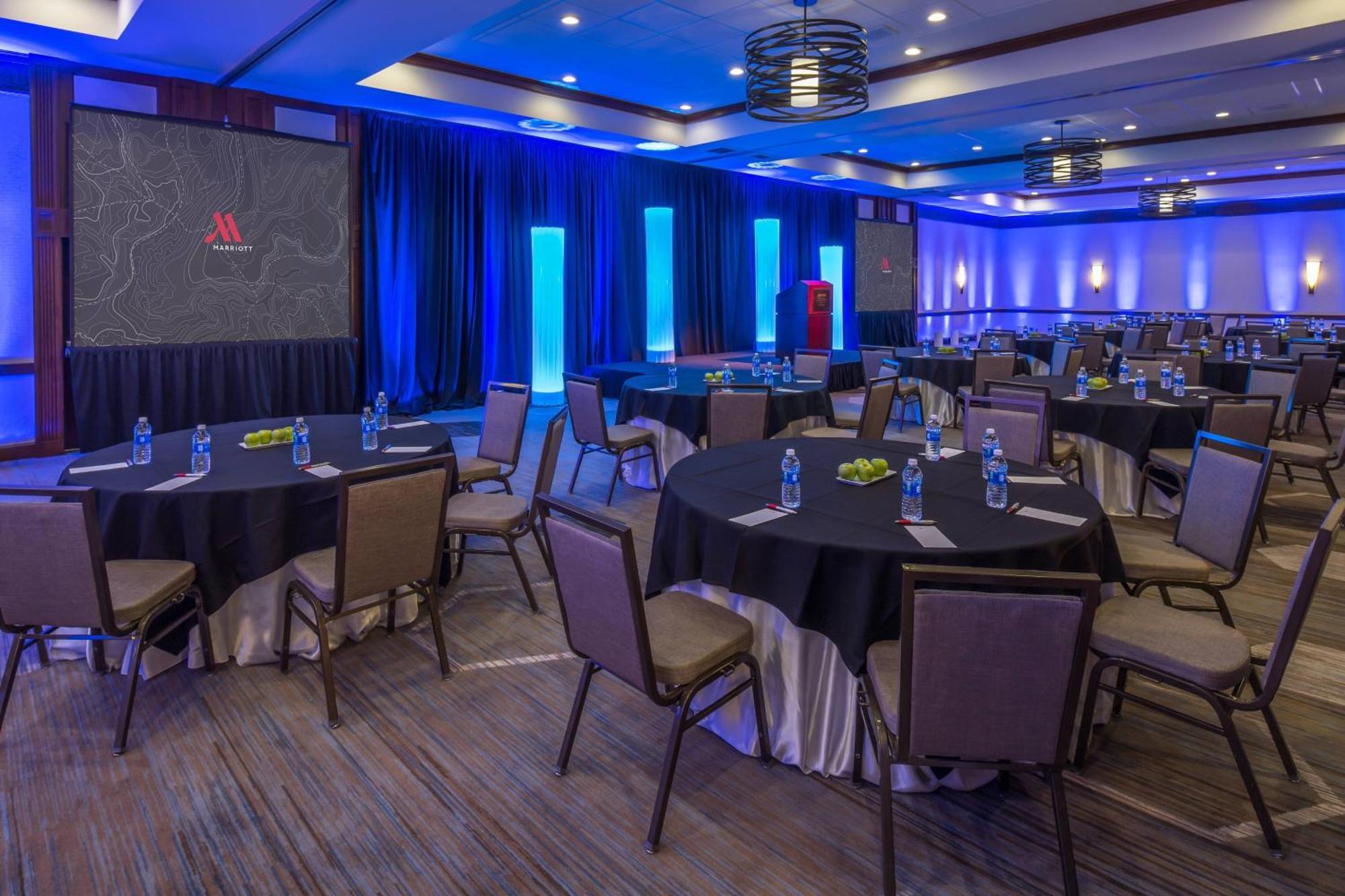Fullerton Marriott At California State University Exterior photo