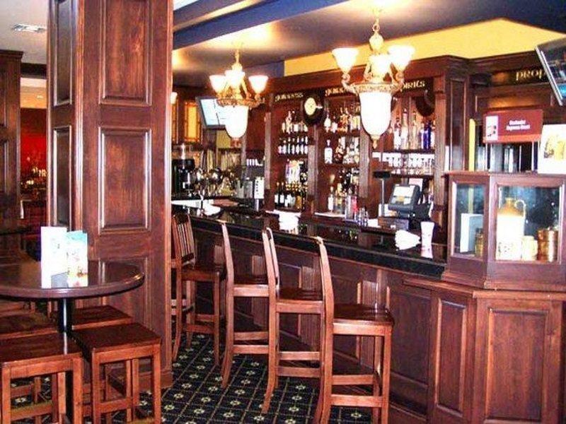 Fullerton Marriott At California State University Restaurant photo